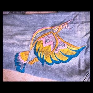 Jeans with embroidered design